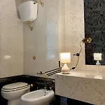 Madonnina In Riva Al Fiume Tirino Intera Holiday home Bussi sul Tirino