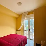 Holiday home Madonnina In Riva Al Fiume Tirino Intera *