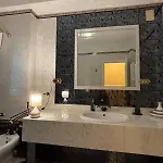 Madonnina In Riva Al Fiume Tirino Intera Holiday home *