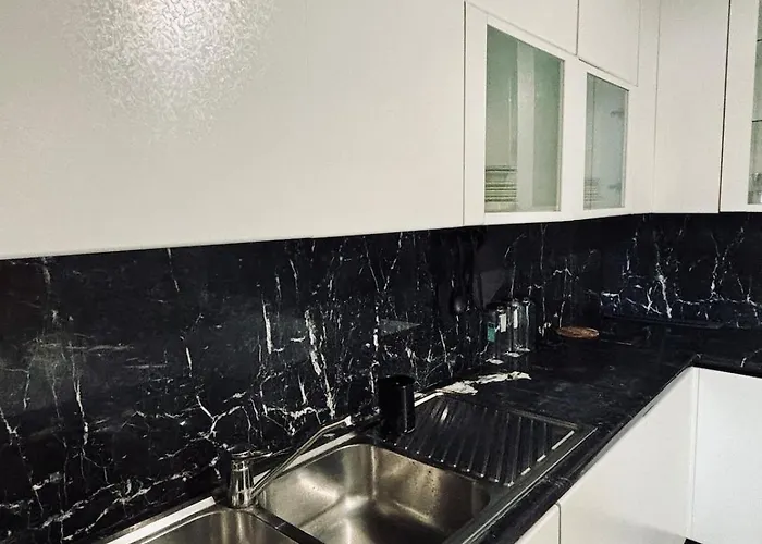 Madonnina In Riva Al Fiume Tirino * Bussi sul Tirino