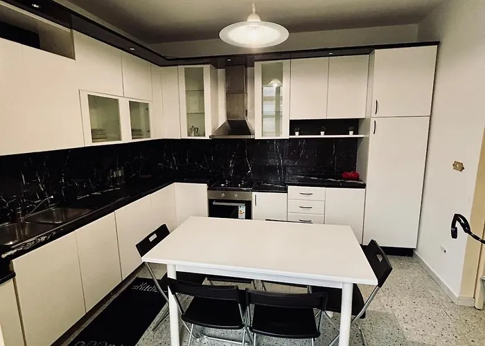 Madonnina In Riva Al Fiume Tirino * Bussi sul Tirino